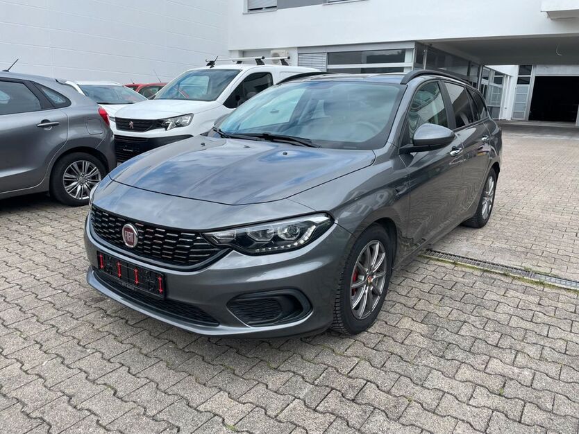 Fiat Tipo 43.585 km 9.995 € Stuttgart 70597