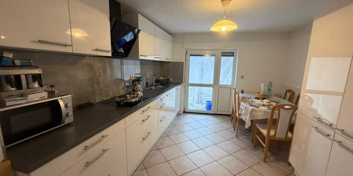 Mehrfamilienhaus, Wohnhaus Wildberg Effringen - 7 Zimmer, 200 m&sup2;, 475.000&euro; | Angebot:25737017