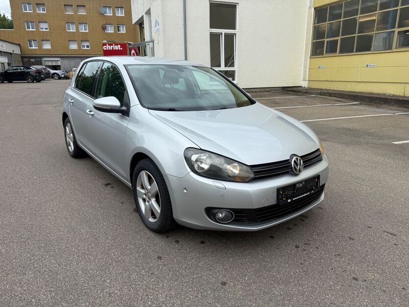 VW Golf 129.000 km 6.740 € Möglingen 71696