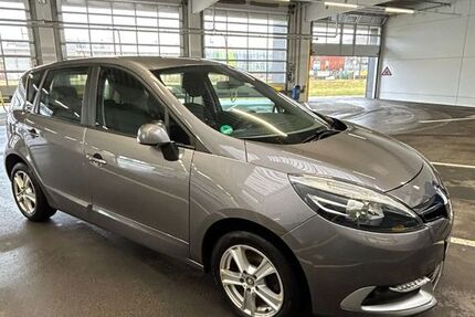 Renault Scenic 160.000 km 5.400 € Metzingen 72555