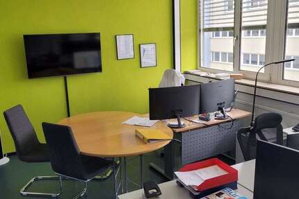 Büro in Leonberg 1.610 € 215 m² zimmer