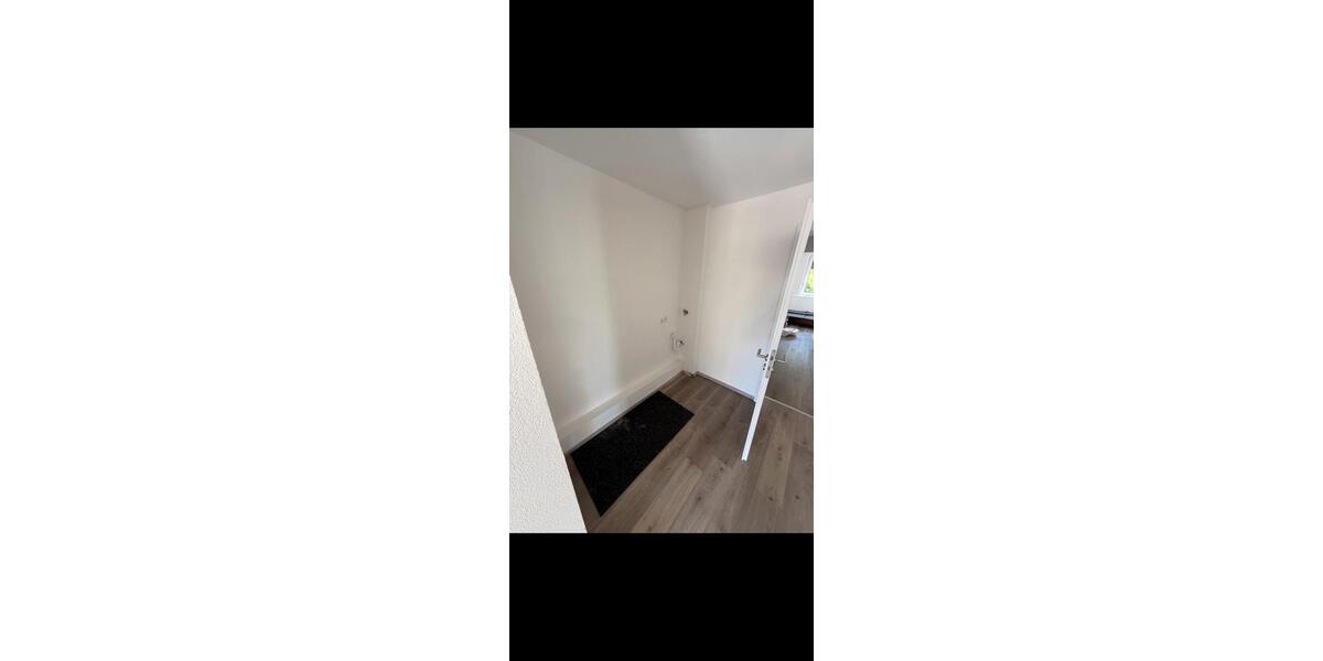 Etagenwohnung Reutlingen Altenburg - 2 Zimmer, 65 m&sup2;, 850&euro; | Angebot:27577623