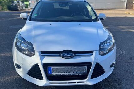 Ford Focus 198.000 km 6.200 &euro; Leonberg 71229