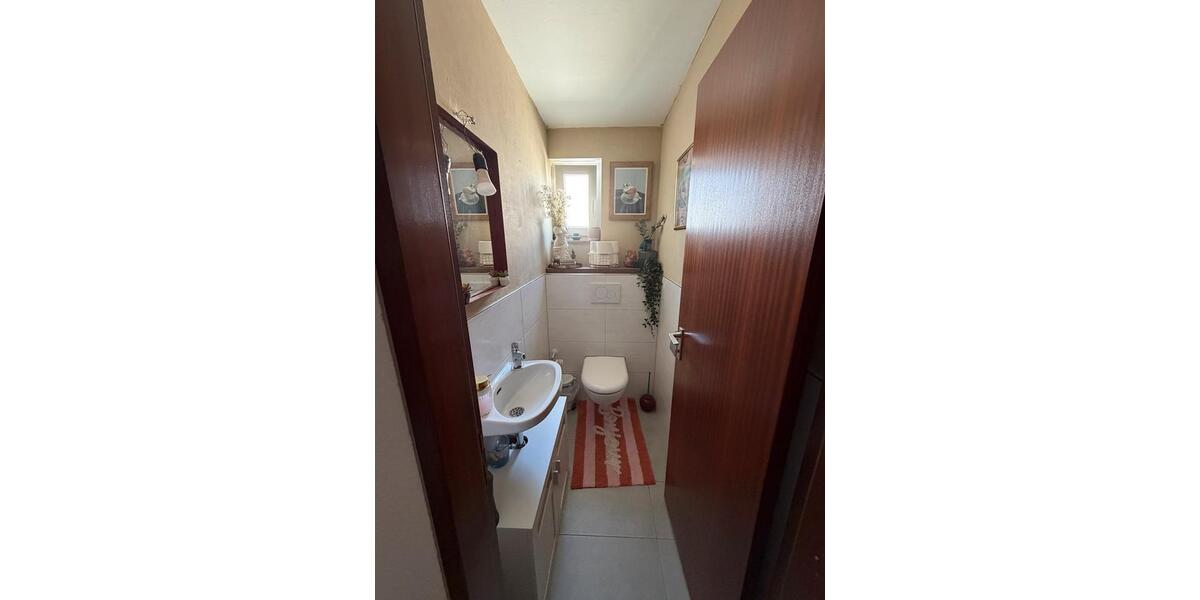 Etagenwohnung Remseck am Neckar - 2 Zimmer, 65 m&sup2;, 1.000&euro; | Angebot:26480195