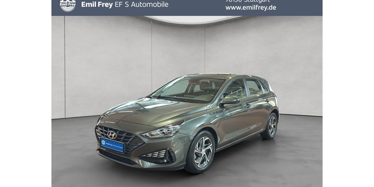 Hyundai i30 24.457 km 16.890 &euro; Stuttgart 70190