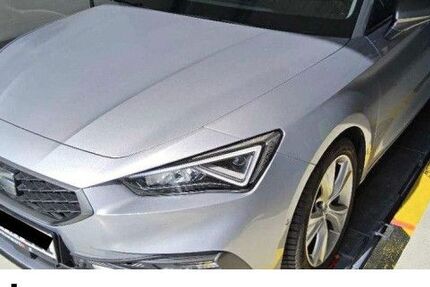 Seat Leon 68.456 km 24.830 &euro; Reutlingen 72770