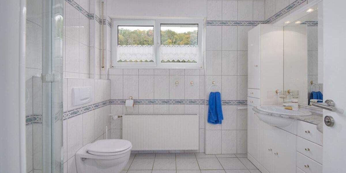 Einfamilienhaus Pforzheim Dillweißenstein - 6 Zimmer, 156 m&sup2;, 640.000&euro; | Angebot:24906961