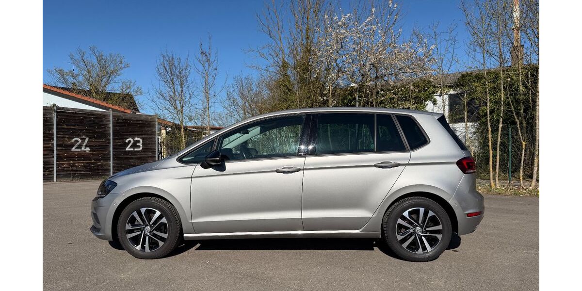 VW Golf Sportsvan 11.700 km 17.499 &euro; Markgröningen 71706