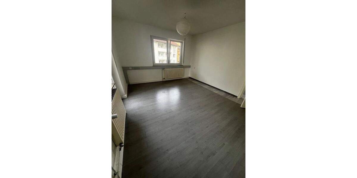 Etagenwohnung Stuttgart Mitte - 3 Zimmer, 80 m&sup2;, 1.350&euro; | Angebot:24858246