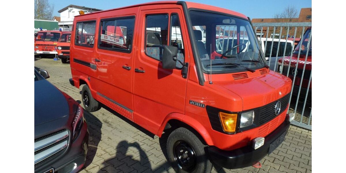 Mercedes-Benz Sprinter 89.000 km 18.900 &euro; Nürtingen bei Stuttgart 72622