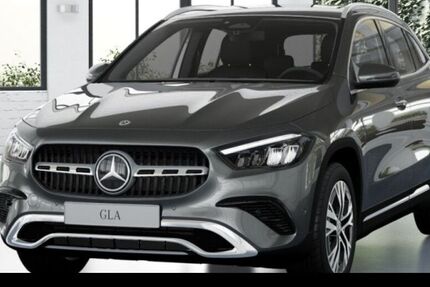 Mercedes-Benz GLA 180 9.900 km 42.990 &euro; Stuttgart 70372