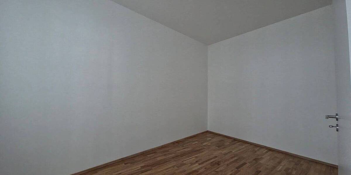 Etagenwohnung Pforzheim Oststadt - 3 Zimmer, 114 m&sup2;, 1.311&euro; | Angebot:26018279