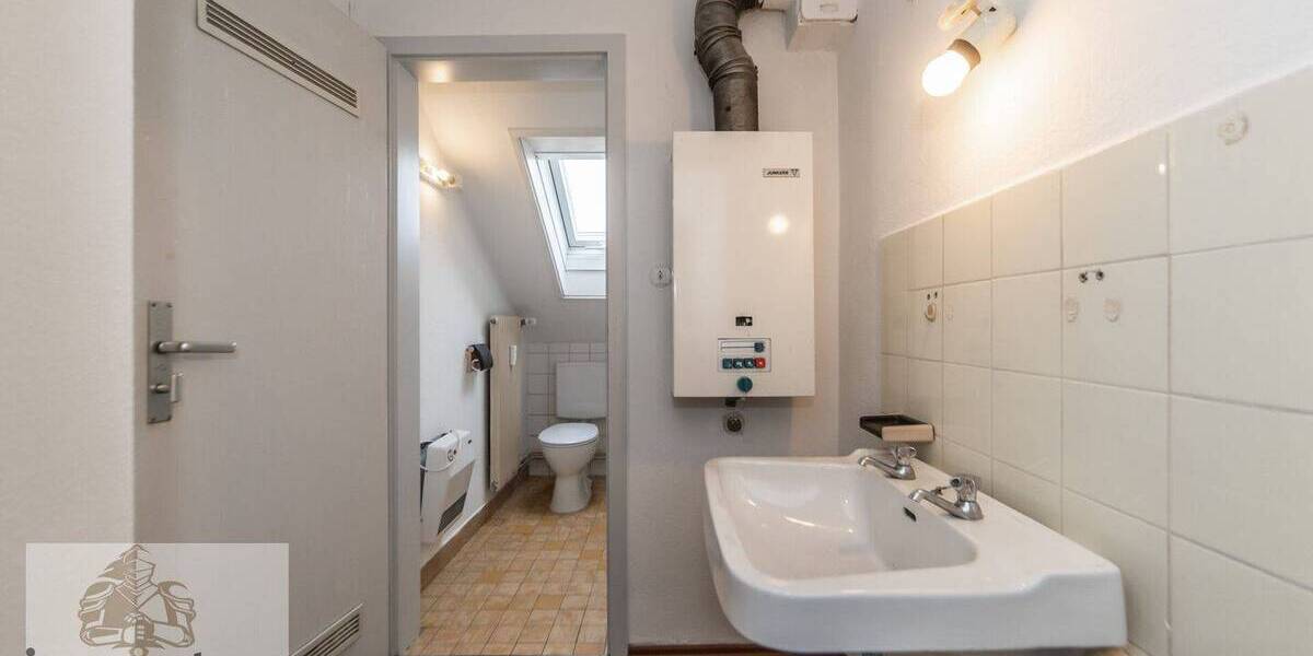 Mehrfamilienhaus, Wohnhaus Stuttgart / Sillenbuch Sillenbuch - 1 Zimmer, 203 m&sup2;, 1.200.000&euro; | Angebot:26834882