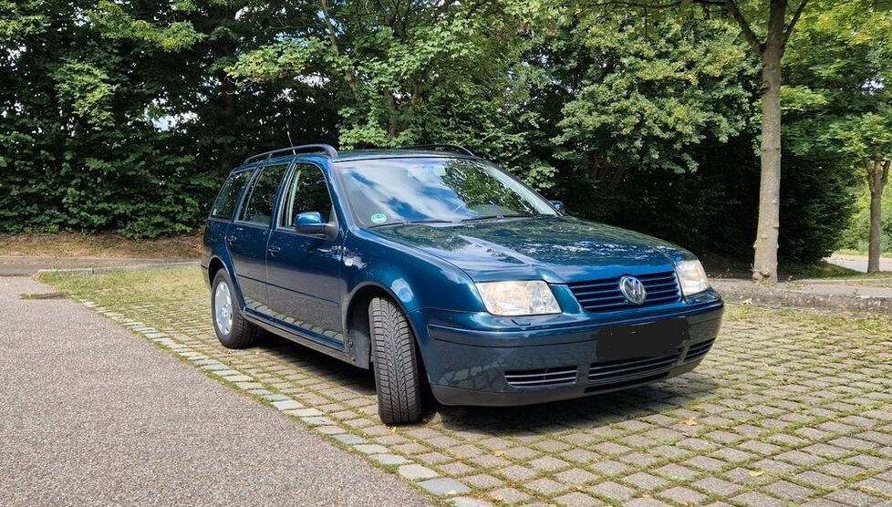 VW Bora 138.600 km 4.399 € Êsslingen 73733
