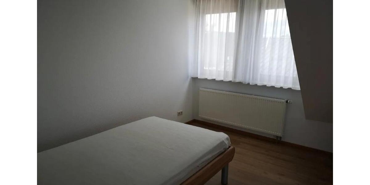 Dachgeschoßwohnung Leinfelden-Echterdingen Echterdingen - 1.5 Zimmer, 46 m&sup2;, 680&euro; | Angebot:26624336