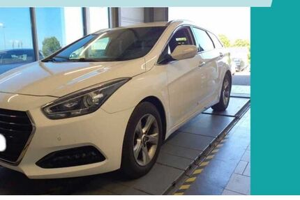 Hyundai i40 86.679 km 13.489 &euro; Calw 75365
