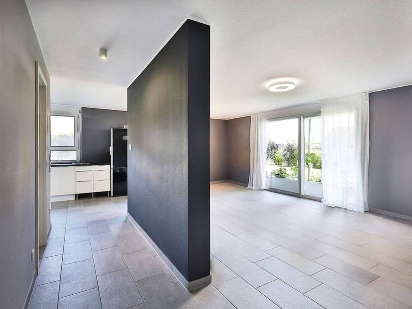 Moderne 4-Zimmer-Wohnung mit großem Gartenanteil in Südausrichtung