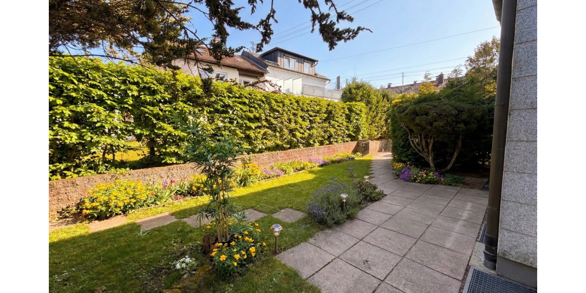 Doppelhaushälfte Sindelfingen Mitte - 5 Zimmer, 122 m&sup2;, 460.000&euro; | Angebot:25770722