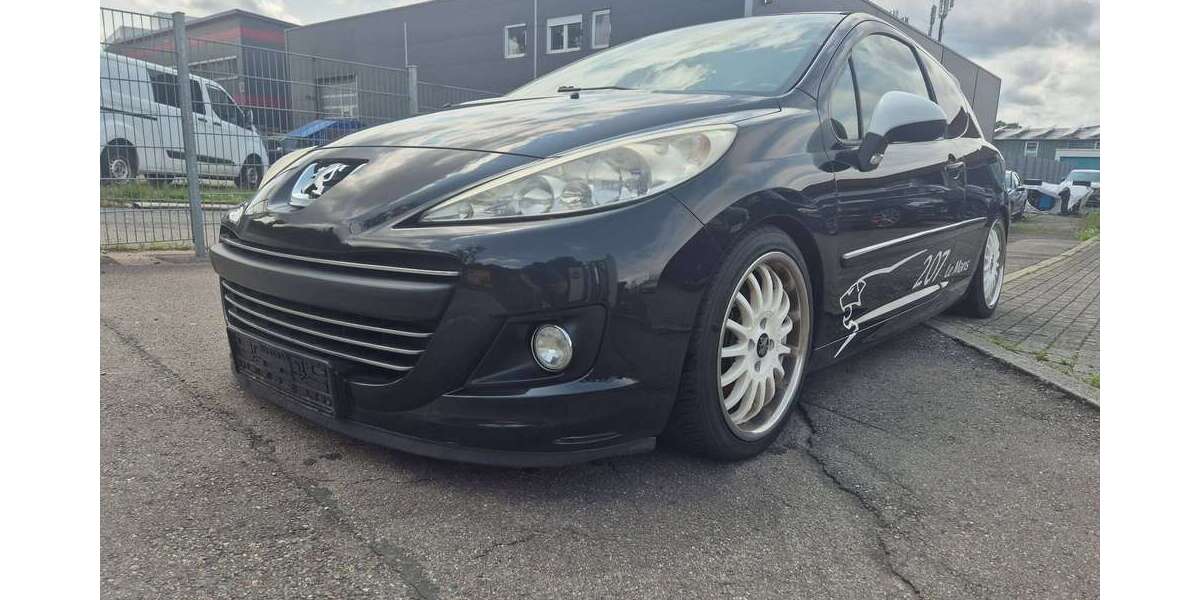 Peugeot 207 160.000 km 2.250 &euro; Tuebingen 72072