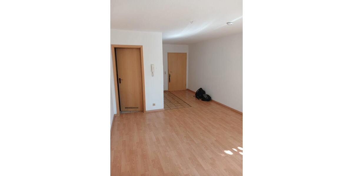 Etagenwohnung Pforzheim Eutingen - 1 Zimmer, 29 m&sup2;, 380&euro; | Angebot:27584055