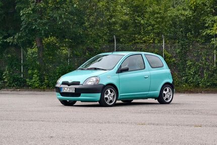 Toyota Yaris 219.676 km 999 &euro; Stuttgart 70469