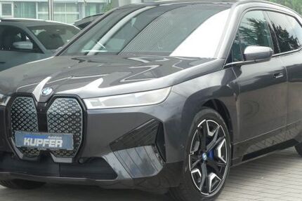 BMW iX 7.280 km 66.400 € Vaihingen / Enz 71665