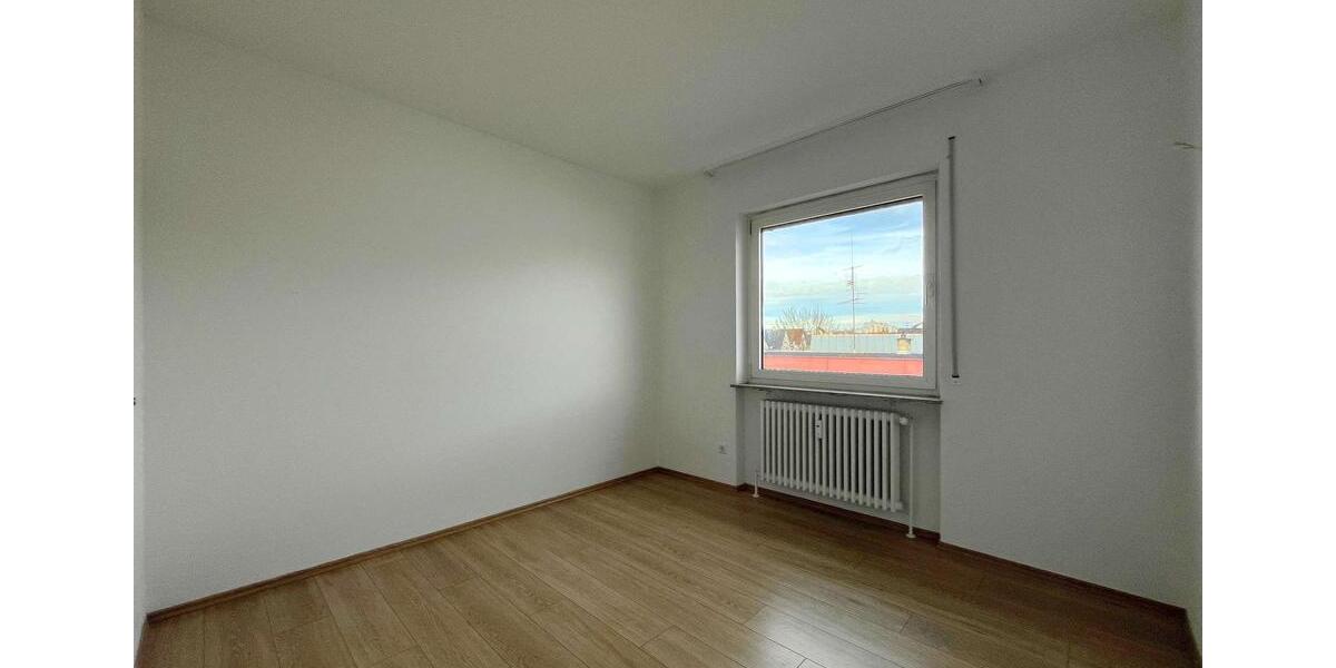 Moderne 4,5-Zi.-Penthousewohnung mit XXL-Sonnenterrasse und Einzelgarage in Ostfildern-Nellingen!*** 4 zimmer