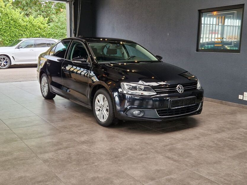 VW Jetta 213.000 km 5.499 € Gäufelden 71126