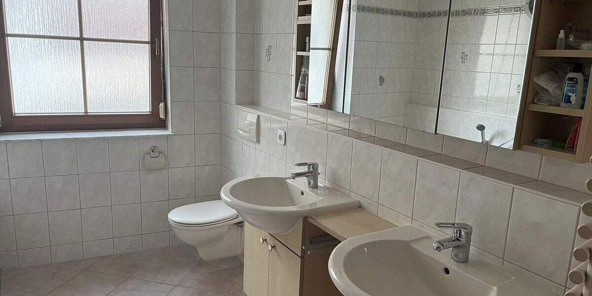 Etagenwohnung Rottenburg am Neckar Baisingen - 5 Zimmer, 170 m&sup2;, 479.000&euro; | Angebot:25864128