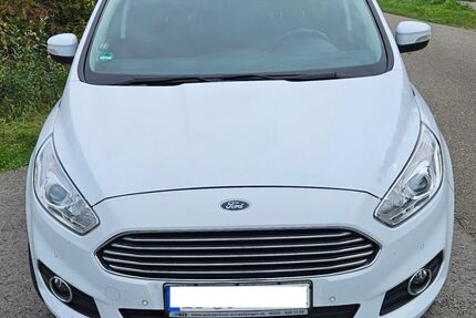 Ford S-Max 107.000 km 14.500 € Vaihingen enz 71665