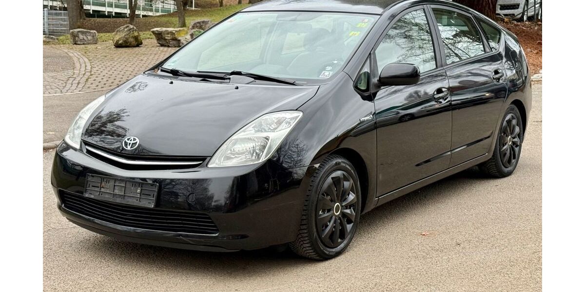Toyota Prius 243.000 km 3.280 &euro; Stuttgart 70469