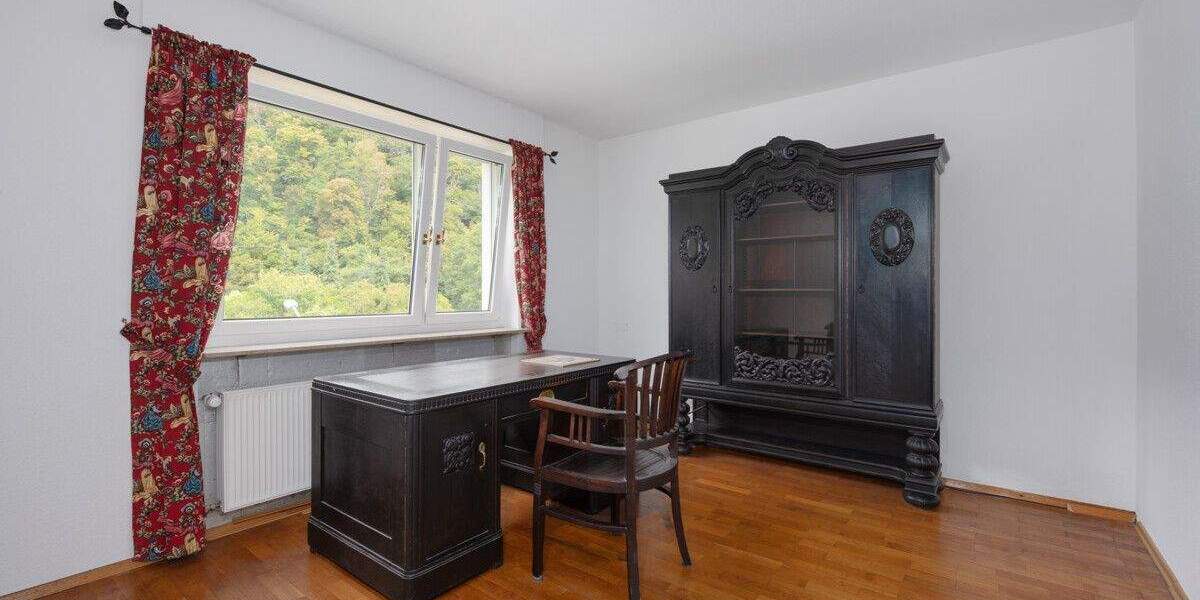 Einfamilienhaus Pforzheim Dillweißenstein - 6 Zimmer, 156 m&sup2;, 640.000&euro; | Angebot:24906961