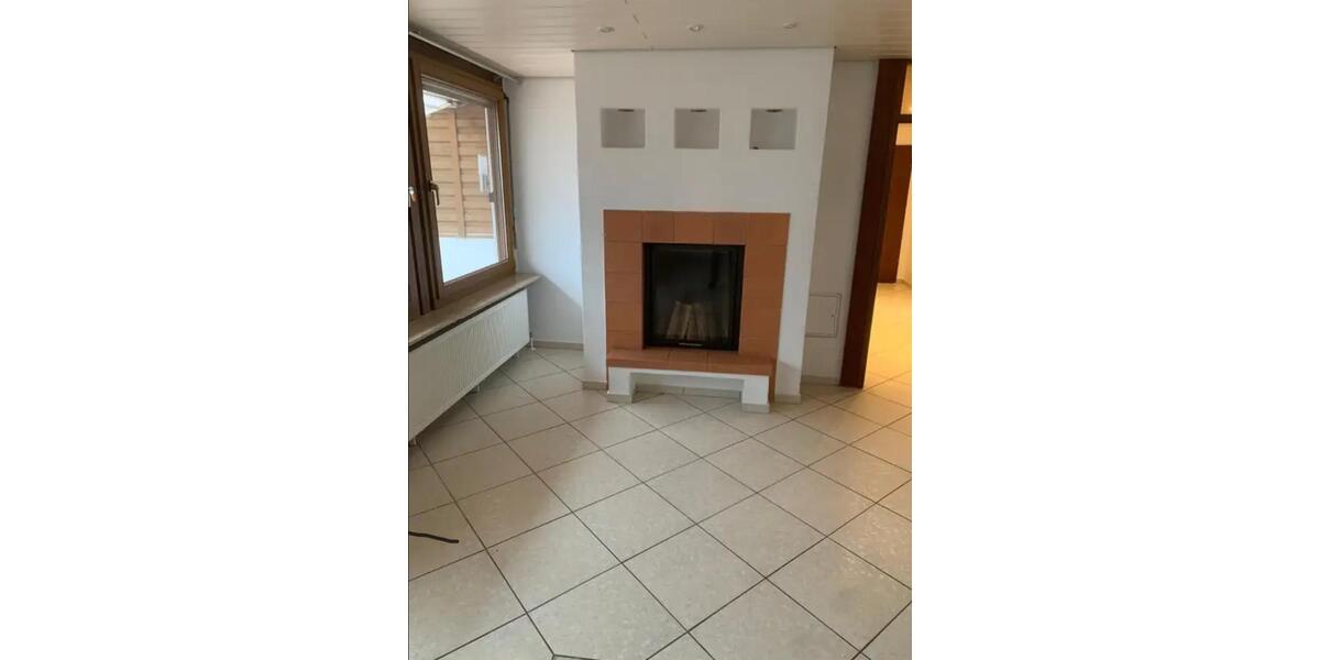 Etagenwohnung Sindelfingen Darmsheim - 3.5 Zimmer, 111 m&sup2;, 1.350&euro; | Angebot:26327728