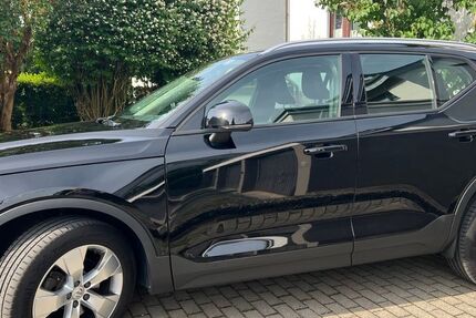 Volvo XC40 129.952 km 24.444 &euro; Stuttgart 70597