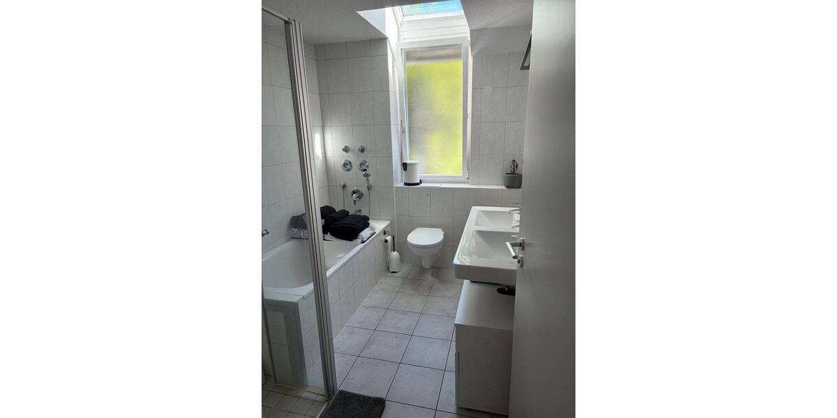 Etagenwohnung Wendlingen - 4 Zimmer, 94 m&sup2;, 1.200&euro; | Angebot:26903708