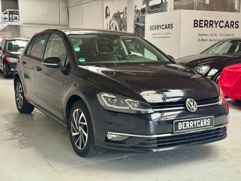 VW Golf 96.000 km 14.990 € Nufringen 71154