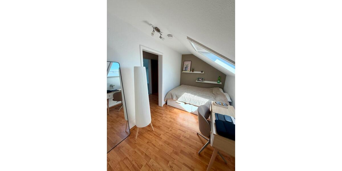 Dachgeschoßwohnung Sindelfingen Darmsheim - 2 Zimmer, 34 m&sup2;, 720&euro; | Angebot:26414219