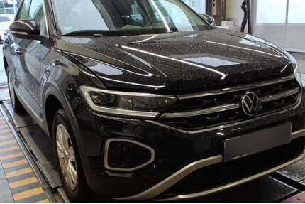 VW T-Roc 26.936 km 25.230 &euro; Stuttgart/Vaihingen 70563