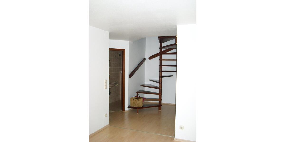Dachgeschoßwohnung Filderstadt - 2 Zimmer, 68 m&sup2;, 269.000&euro; | Angebot:26927346