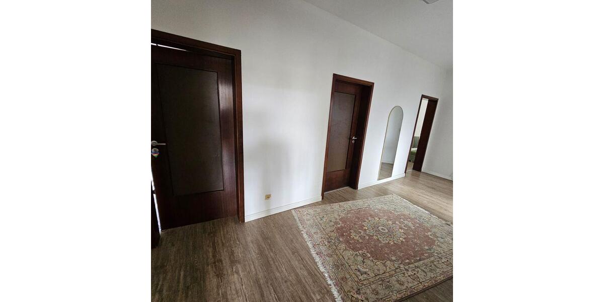 Etagenwohnung Stuttgart Feuerbach - 3 Zimmer, 75 m&sup2;, 700&euro; | Angebot:26222388