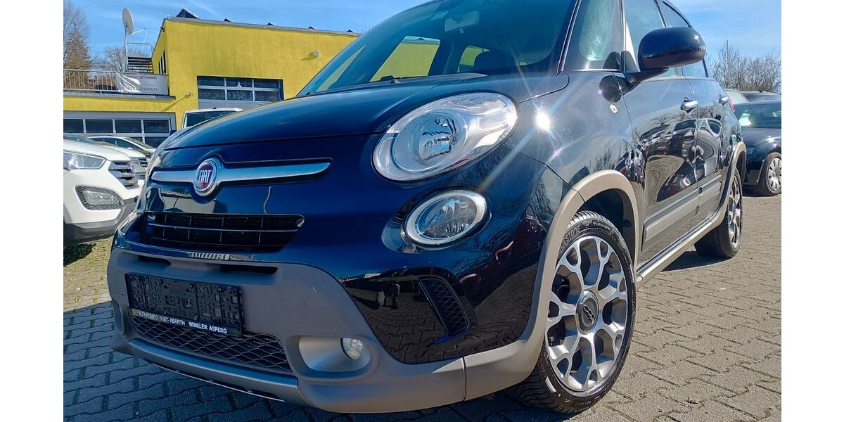 Fiat 500L 250.000 km 4.690 &euro; Ludwigsburg 71642