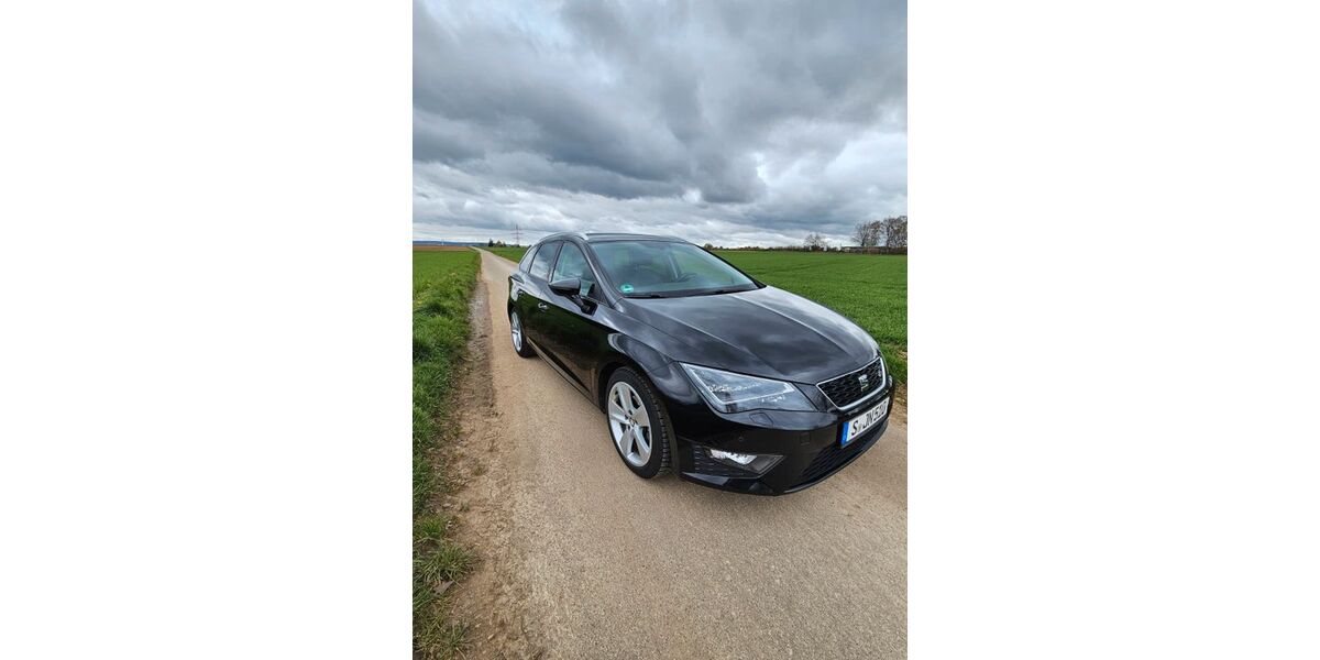 Seat Leon 146.612 km 10.200 &euro; Stuttgart 70376
