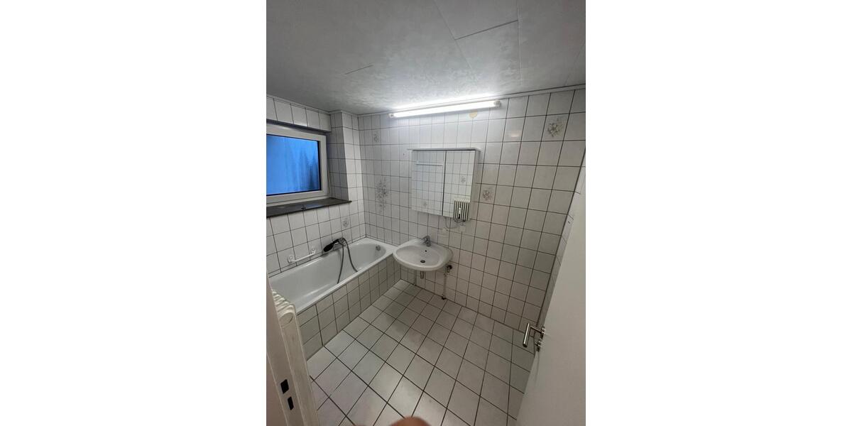 Etagenwohnung Ludwigsburg Oßweil - 2 Zimmer, 65 m&sup2;, 235.000&euro; | Angebot:24680852