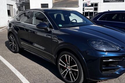 Porsche Cayenne 16.700 km 126.100 &euro; Sindelfingen/ Maichingen 71069