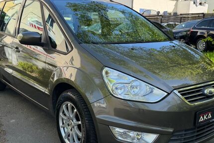 Ford Galaxy 140.400 km 7.900 &euro; Ludwigsburg 71638