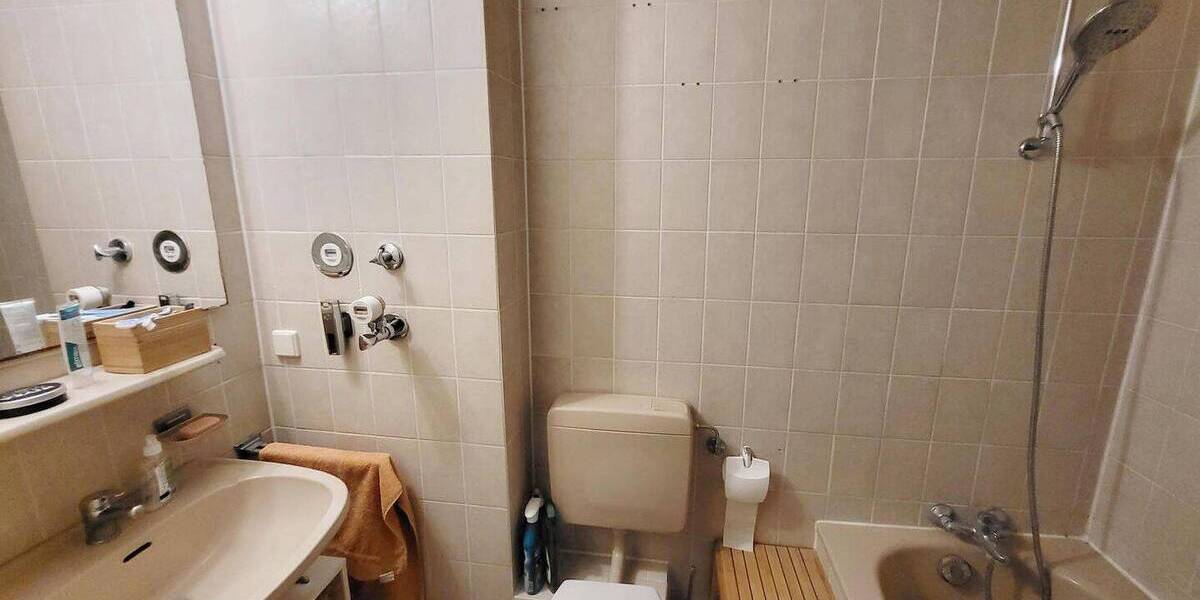 Etagenwohnung Stuttgart Vaihingen - 2 Zimmer, 40 m&sup2;, 820&euro; | Angebot:25929579