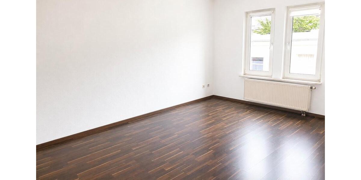 Dachgeschoßwohnung Stuttgart Stuttgart-Mitte - 2.5 Zimmer, 63 m&sup2;, 350.000&euro; | Angebot:26834060