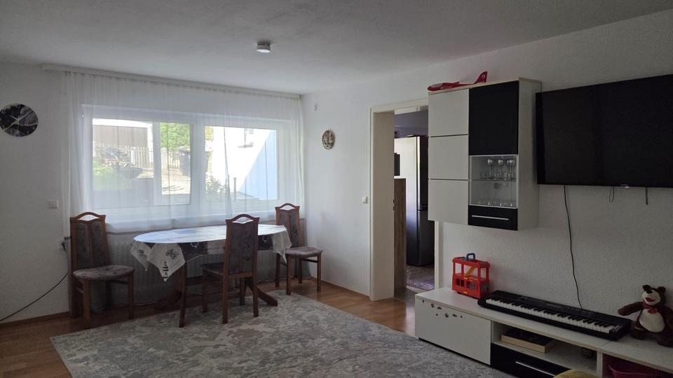 Erdgeschoßwohnung Reutlingen Altenburg - 2 Zimmer, 70 m&sup2;, 780&euro; | Angebot:26279954
