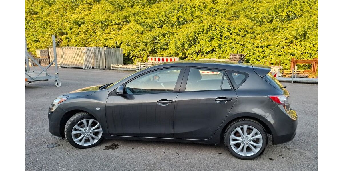 Mazda 3 29.522 km 7.800 &euro; Stuttgart 70439