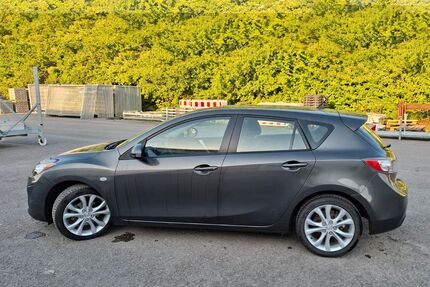 Mazda 3 29.530 km 7.800 &euro; Stuttgart 70439